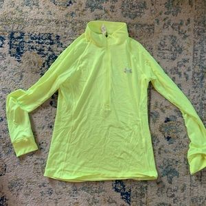 Under Armour Women’s 1/2 zip Long Sleeve Shirt